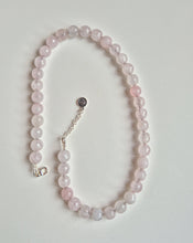 Load image into Gallery viewer, Rožinio kvarco sidabro 925 vėrinys "Švelnumas"