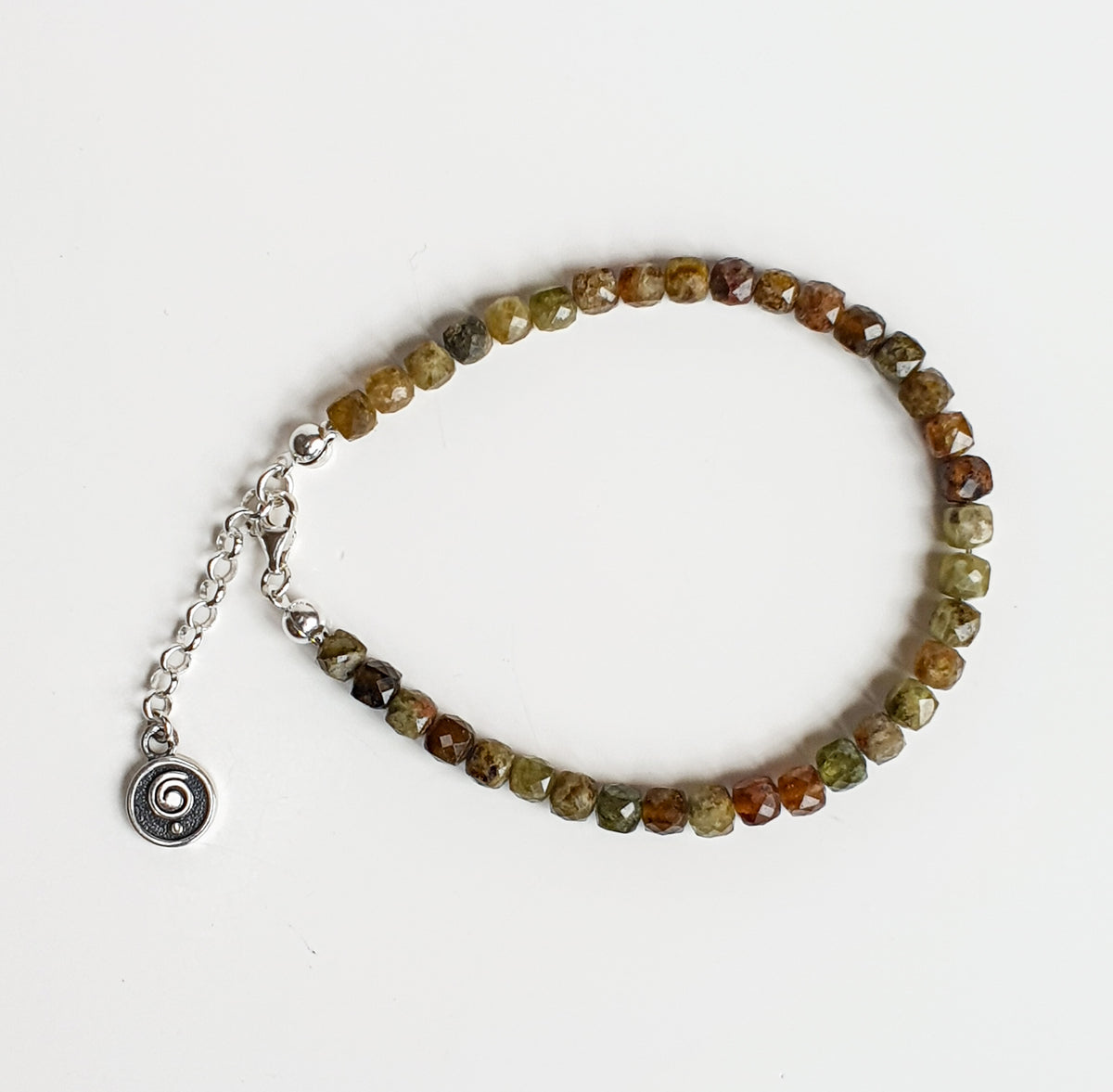 Green Garnet Silver 925 Bracelet "Vital Thouhgts" - Petit Secret